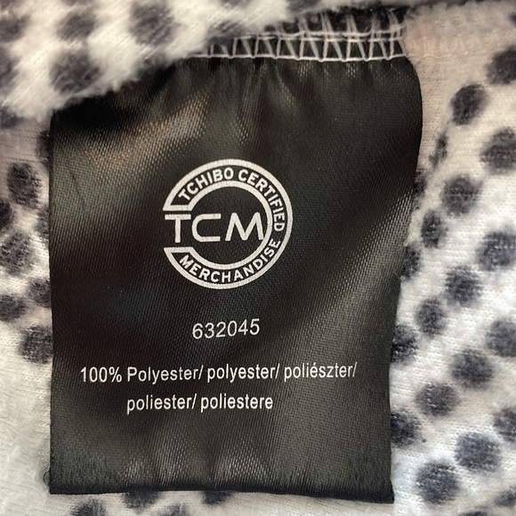 Vintage Black and White Aztec Fleece - Picture 12 of 12